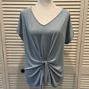 Alya V-Neck Top